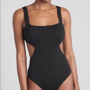 GAP NWT Cut Out Swimsuit